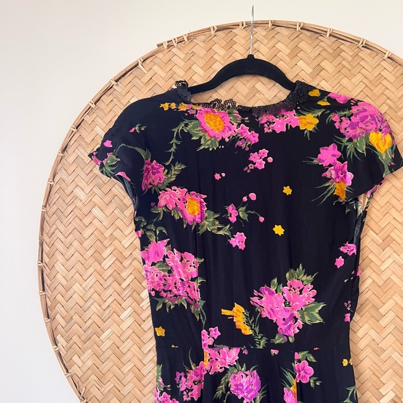 FREE PEOPLE ALORA‎ BLACK FLORAL PRINT MINI DRESS BLACK LACE NECK-LINE NWT - Picture 12 of 16